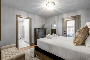 3 Schlafzimmer, Schreibtisch, Bügeleisen/Bügelbrett, kostenloses WLAN