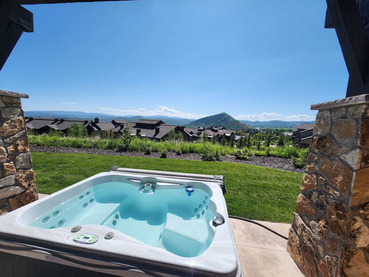 Bain à remous extérieur