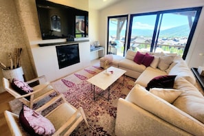 スマートテレビ、暖炉