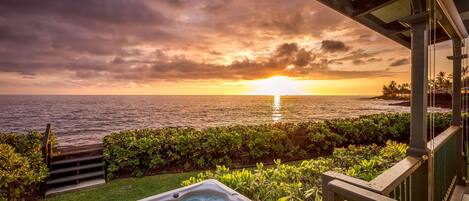Tina de hidromasaje al aire libre