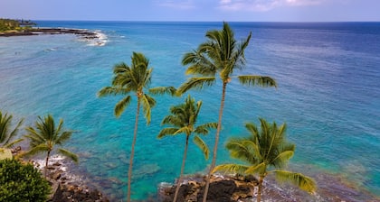 HOKU'EA HALE Oceanfront Private Home with Hot Tub