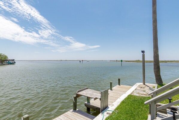 Property grounds - First-Floor Waterfront Condo | Boat Slip & Trailer Parking (Corpus Christi)