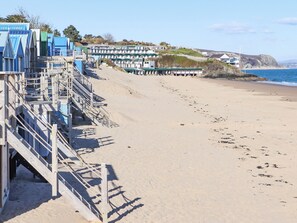 Cottage | Beach | Beach nearby
