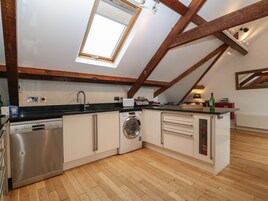 Fridge, dishwasher, electric kettle, toaster