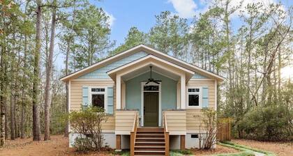 The Marsh House 2 Bedroom Home by RedAwning