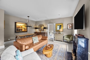 Maison, 3 chambres | Coin séjour