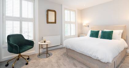 Albert Rooms