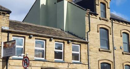 Deluxe Double Room With Ensuite8