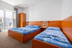 WiFi, bed sheets - Room with Side Sea View and balcony (Neum)