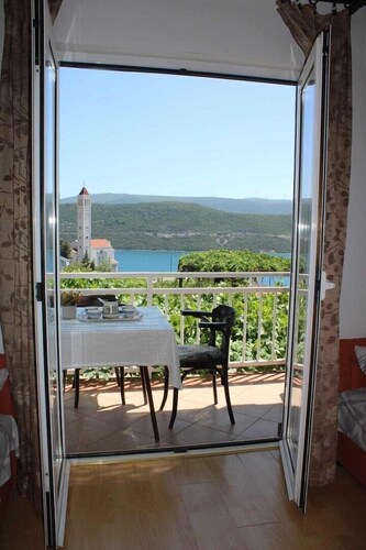 Apartmani Kata / Studio apartment 2 with Sea view