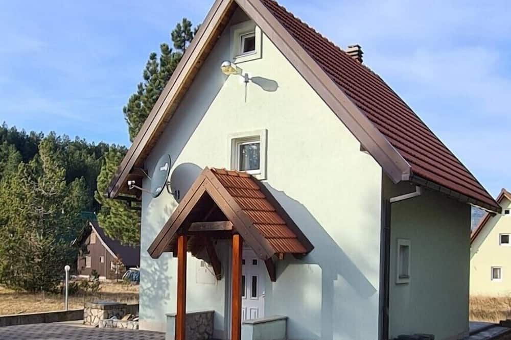 Holiday Home Ljuban