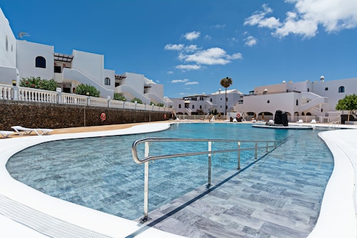 Casa Ayram - Private terrace - Pool - 10 min walk