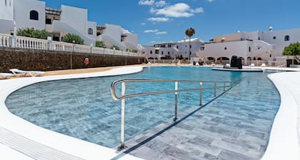 Casa Ayram - Private terrace - Pool - 10 min walk