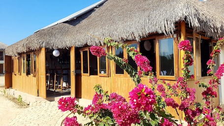 Breakfast, lunch, dinner served; garden views