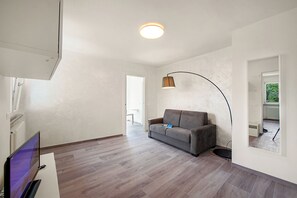 TV connectée de 21 pouces avec chaînes par câble