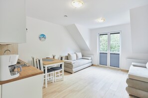 Classic-Apartment | Wohnbereich | 40-Zoll-LCD-Fernseher mit Kabelempfang, Fernseher