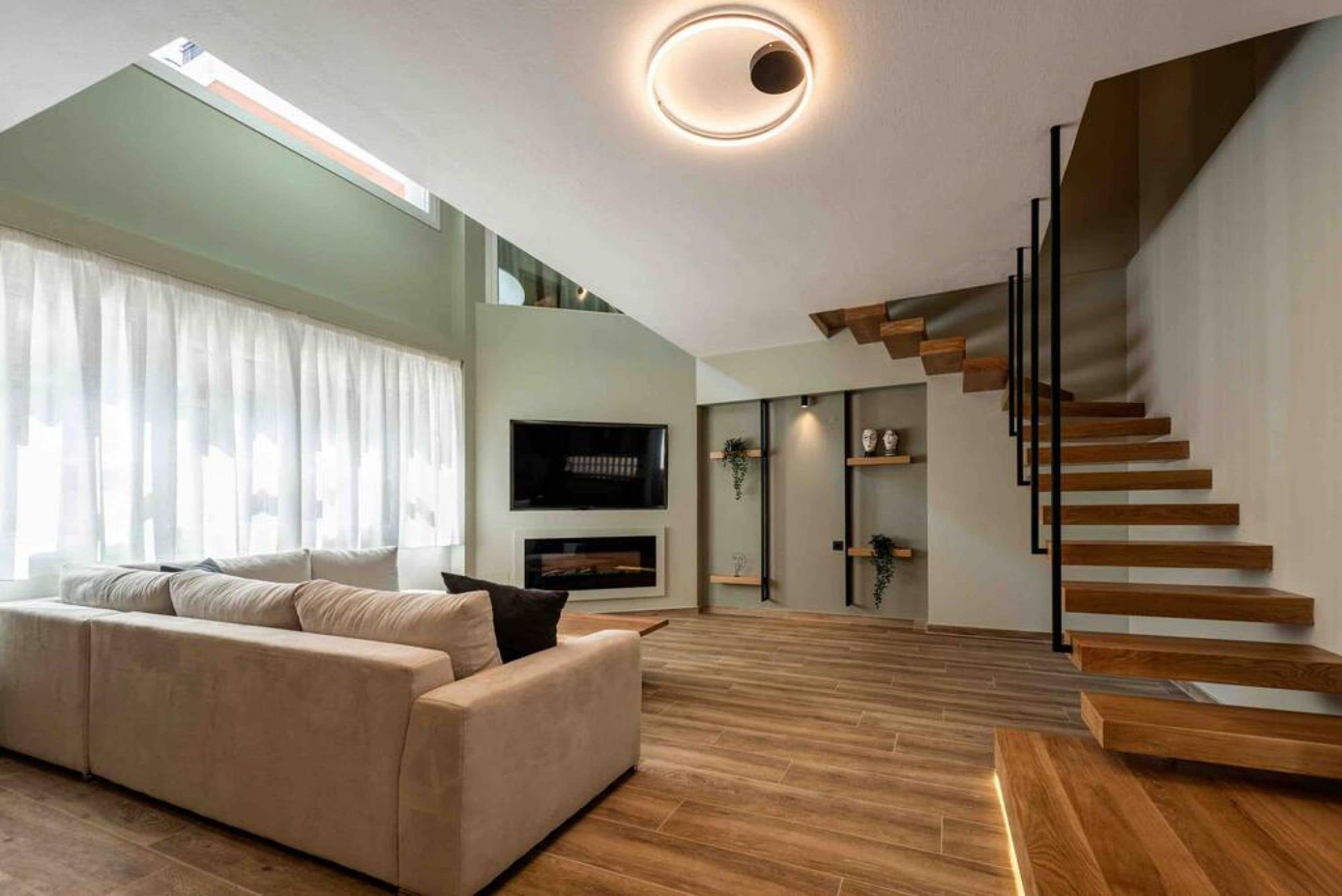 Huoneisto | 2 makuuhuonetta, työpöytä, internet