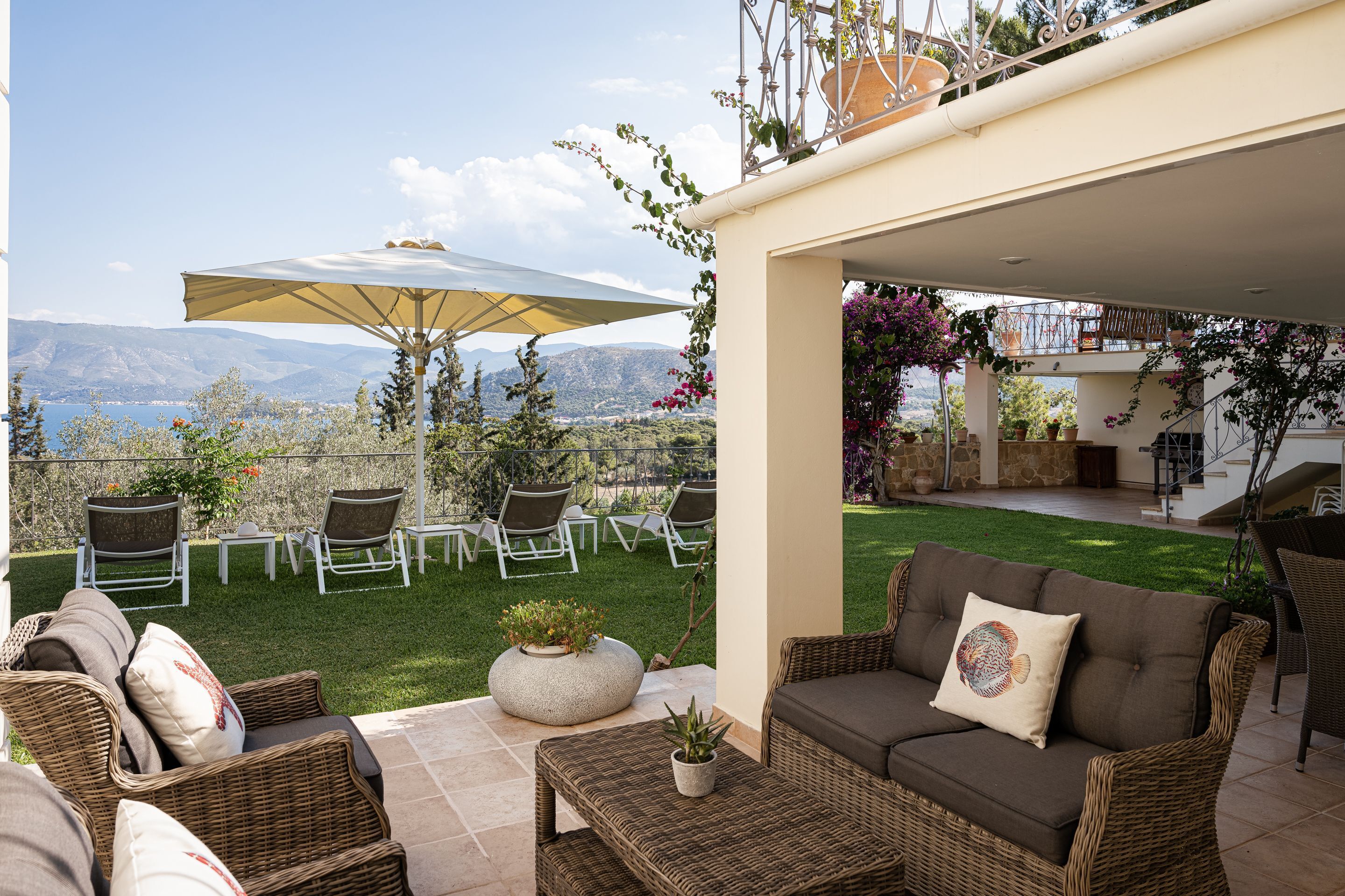 Tempat makan outdoor