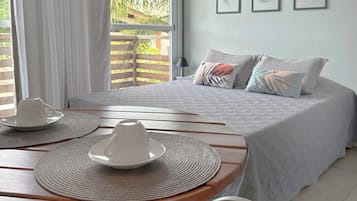 Superior Studio, 1 Queen Bed, Non Smoking, Air conditioning | Memory foam beds, minibar, individually decorated