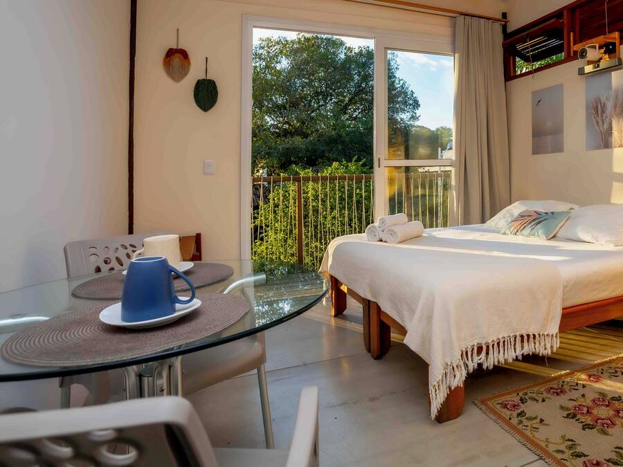 Superior Studio, 1 Queen Bed, Non Smoking, Air conditioning | Memory-foam beds, minibar, individually decorated, blackout curtains