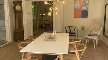 Villa, Multiple Beds | Dining