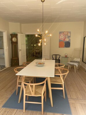 Villa, Mehrere Betten | Speisen