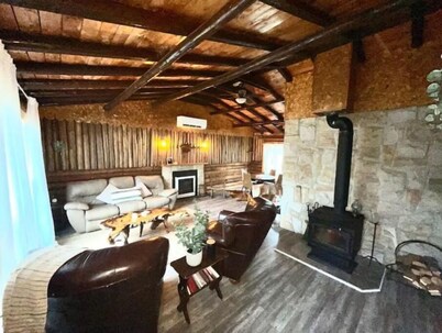 The Cozy Cabin