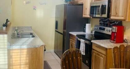 Luxury 2 bedroom rental place with a fireplace
