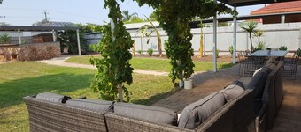 "Wines and Waves" - best of the coast and gateway to southern wine regions!