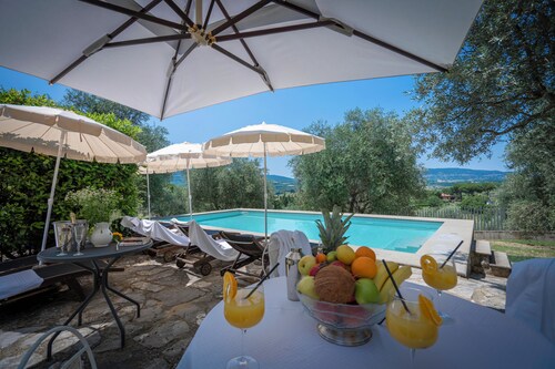 Villa Recanati, Val D' Orcia, Private Pool, Jacuzzi, Wifi