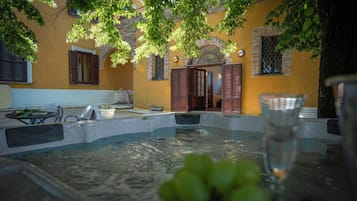 Hidromassagem externa