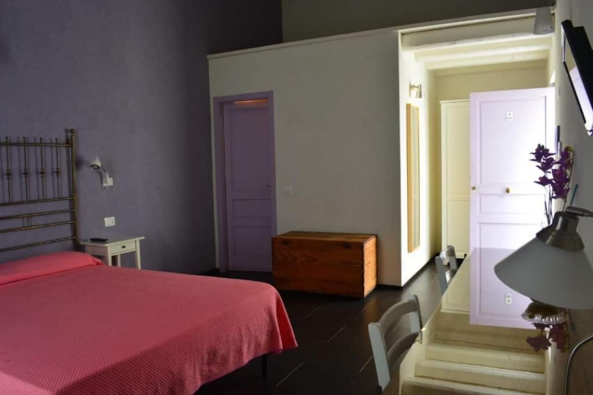 Habitación estándar | 1 dormitorio, minibar, caja fuerte y wifi gratis