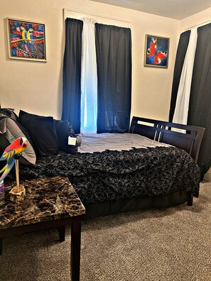 3 bedrooms, free WiFi, bed sheets