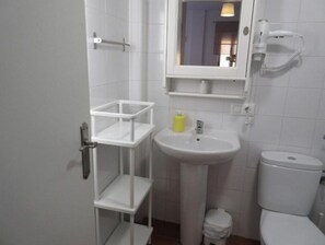 Bathroom - Apartamento Vistas Puerta Jerez (Tarifa)