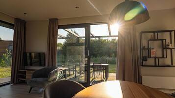 Parklodge 4 Fenced with Sauna & Hot Tub | Gratis Wi-Fi, sengetøj