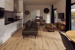 Amalia Wheelchair Accessible | Eigene Küche | Großer Kühlschrank, Mikrowelle, Ofen, Herdplatte