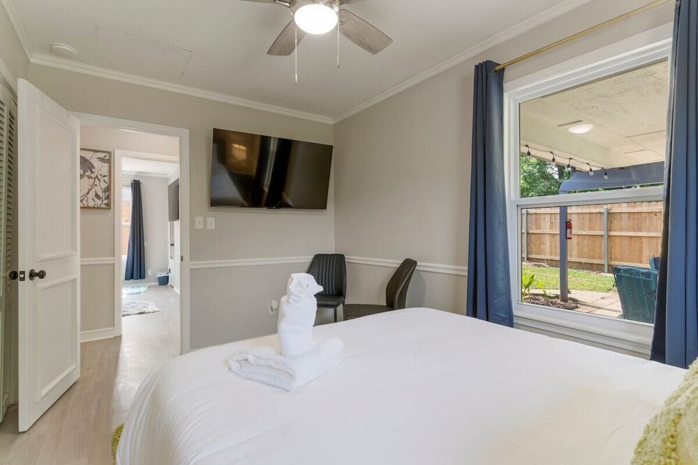 Stunning 5 Bedroom Owen Park Tulsa Vrbo