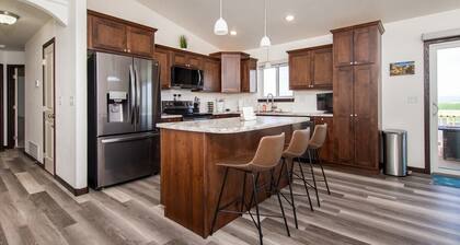 ⁑Hot Tub⁑Fire Pits⁑Great Views⁑New Construction⁑