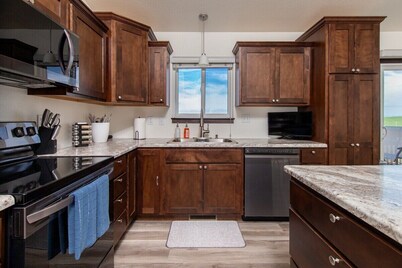 ⁑Hot Tub⁑Fire Pits⁑Great Views⁑New Construction⁑