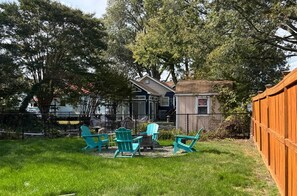 المنطقة المحيطة بالمنشأة