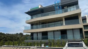 Fachada del alojamiento