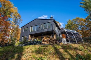 Exterior - Panoramic view - Spa - Chalet du Cap (Matawinie Regional County Municipality)