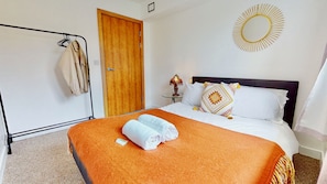 2 Schlafzimmer, Bügeleisen/Bügelbrett, WLAN, Bettwäsche