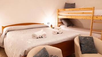 2 camere, ferro/asse da stiro, Wi-Fi, lenzuola