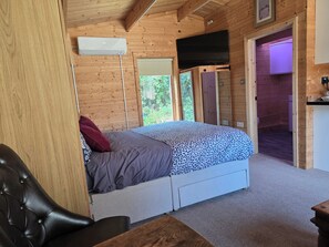 Cabin - Pet Friendly Private Cabin Town Eurotunnel Beach (Hythe)