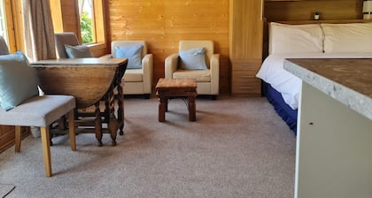 Pet Friendly Private Cabin Town Eurotunnel Beach