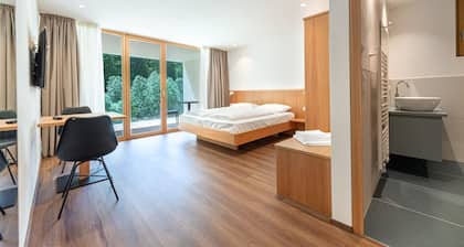 192C Greva Apartments 2