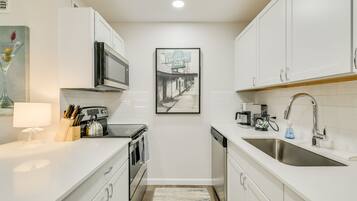 Microwave, oven, stovetop, dishwasher