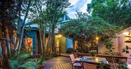 Pickleball | Hottub| Basketball | 6000sqft | Bar