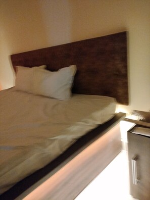 2 bedrooms